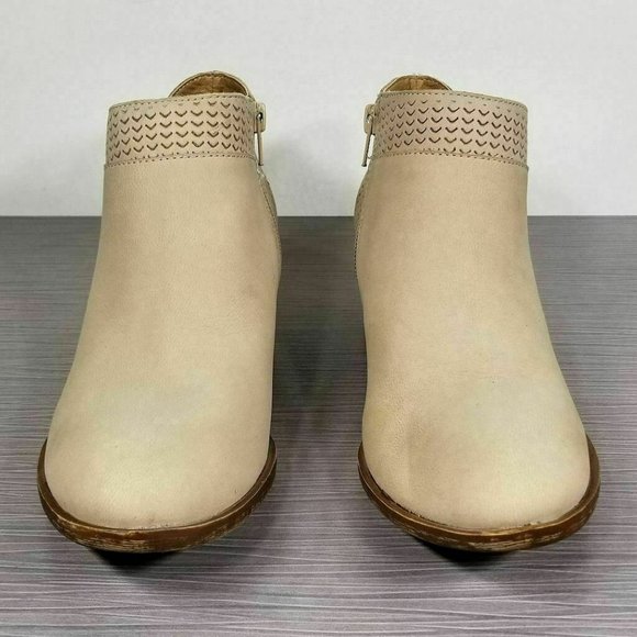 Lucky Brand Brintly Ankle Bootie, Beige Leather - Picture 2 of 12